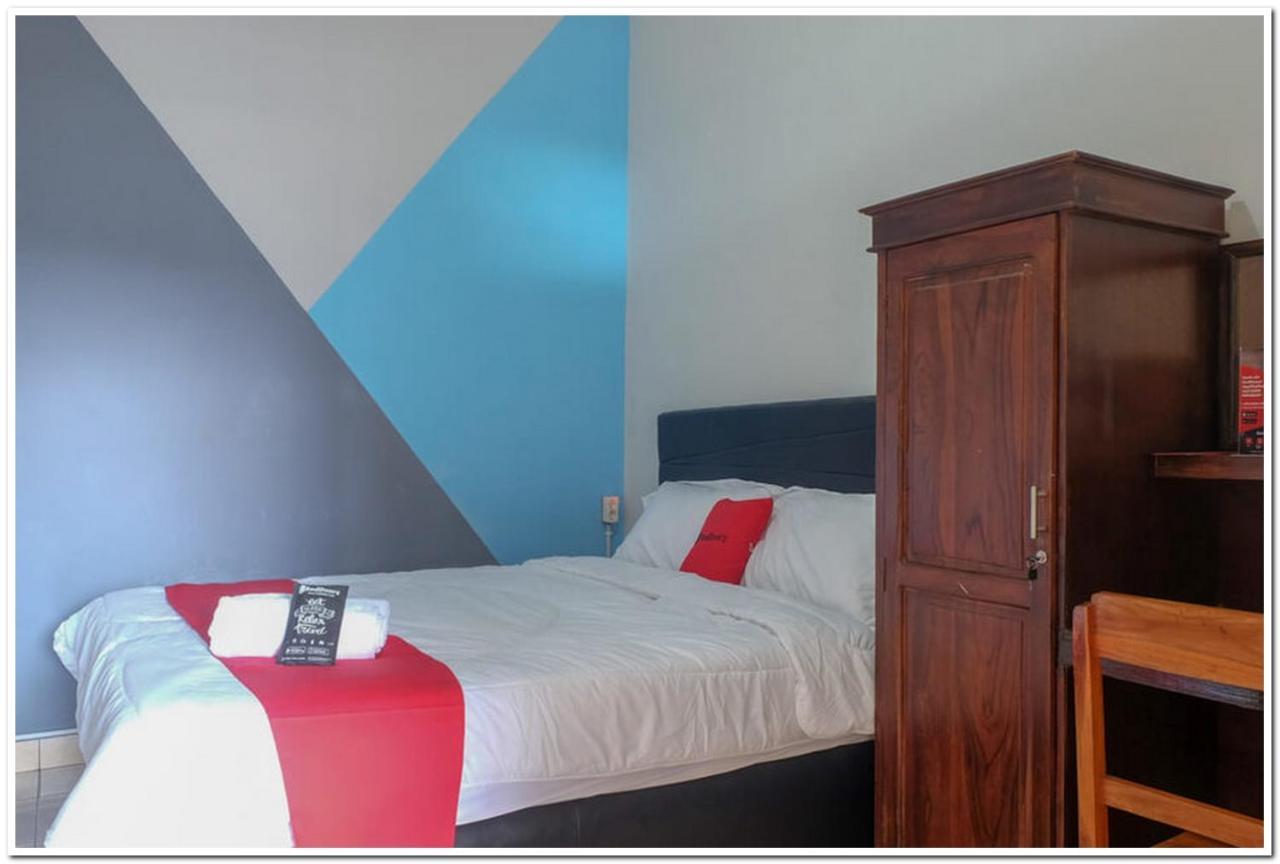 Reddoorz Near Penimbangan Beach Singaraja Екстериор снимка
