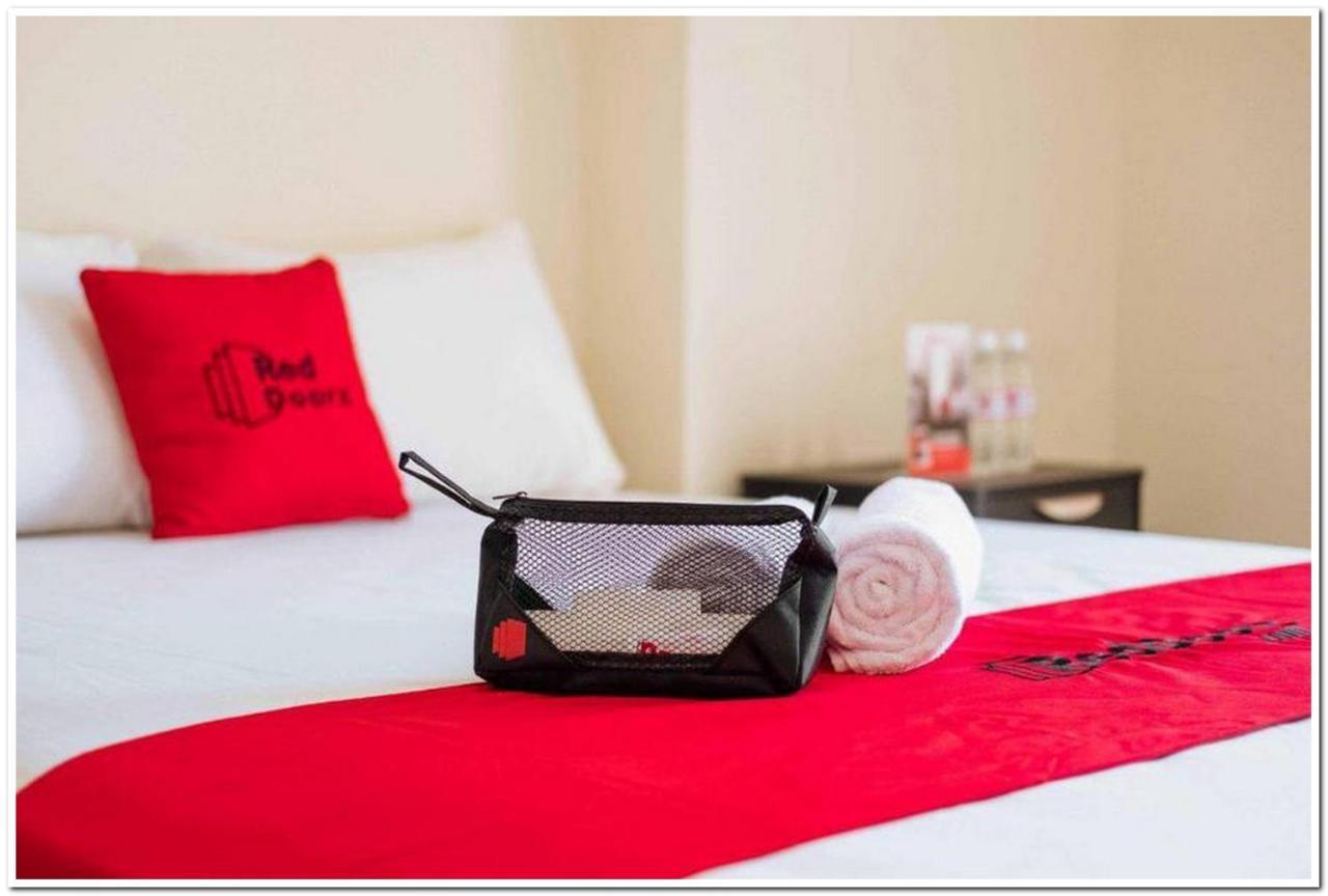 Reddoorz Near Penimbangan Beach Singaraja Екстериор снимка