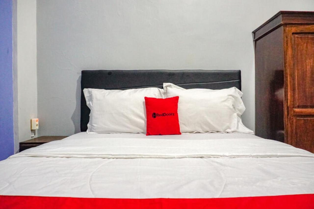 Reddoorz Near Penimbangan Beach Singaraja Екстериор снимка