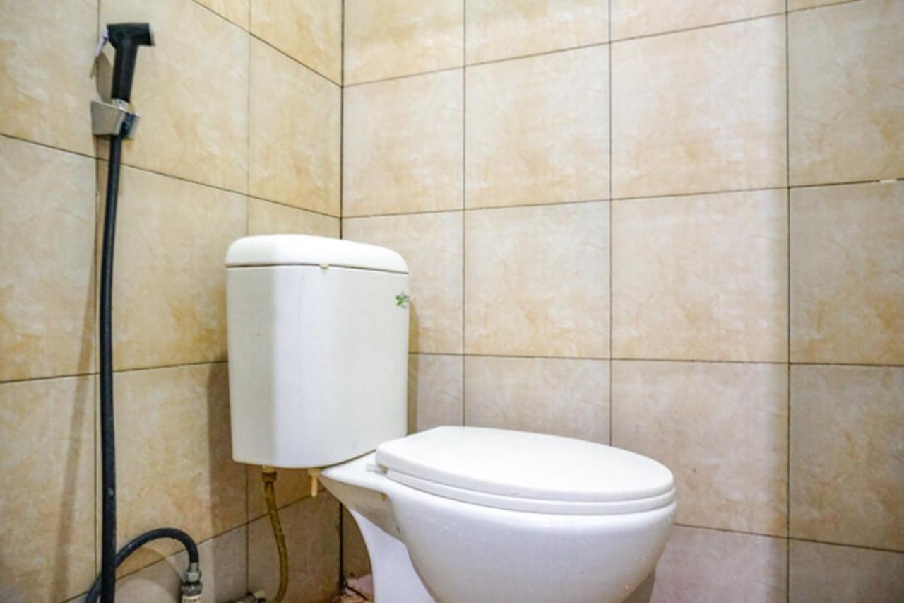 Reddoorz Near Penimbangan Beach Singaraja Екстериор снимка